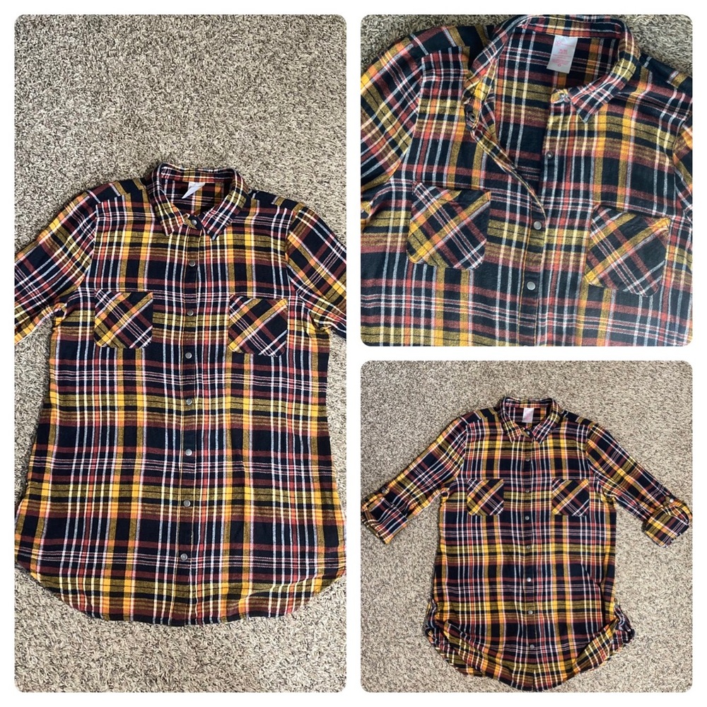 No Boundaries Flannel Snap Button Down Blouse